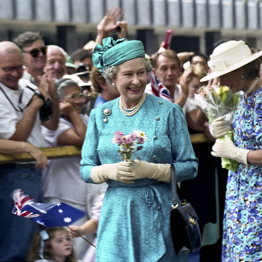 Queen Elizabeth II and Lord Mayor, Royal Tour, Sydney 1992 (A-00071180)